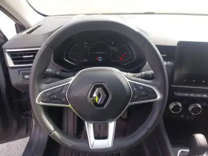 Photo 10 Renault Clio  E-Tech full hybrid 145