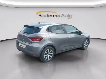 Photo 19 Renault Clio  E-Tech full hybrid 145