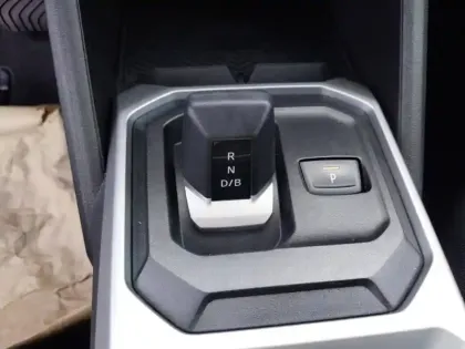 Photo 12 Dacia Duster  Hybrid 140