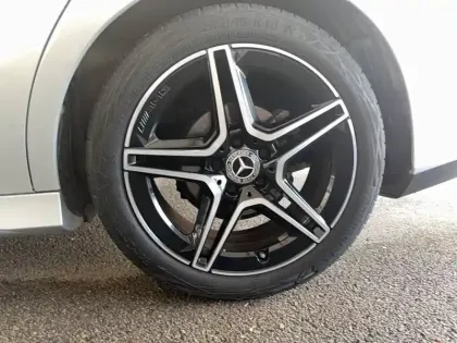 Photo 27 Mercedes CLA  Coupé 180 d 8G-DCT