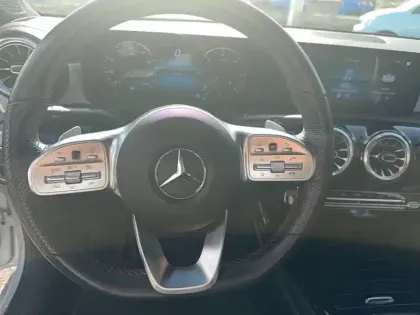 Photo 13 Mercedes CLA  Coupé 180 d 8G-DCT