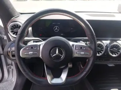 Photo 61 Mercedes CLA  Coupé 180 d 8G-DCT