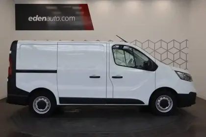 Photo 13 Renault Trafic  FG BLUE DCI 130 L1H1 3T GSR2
