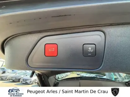 Photo 11 Peugeot 3008  Hybrid 136 e-DCS6