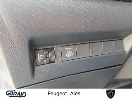 Photo 15 Peugeot 208  Electrique 50 kWh 136ch