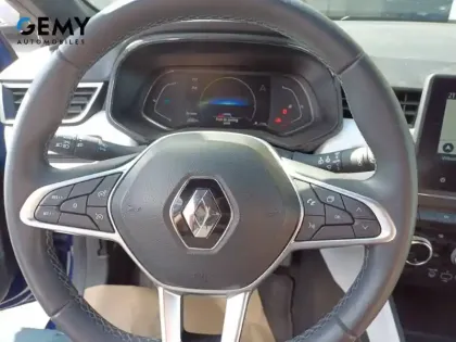 Photo 15 Renault Clio  E-Tech full hybrid 145