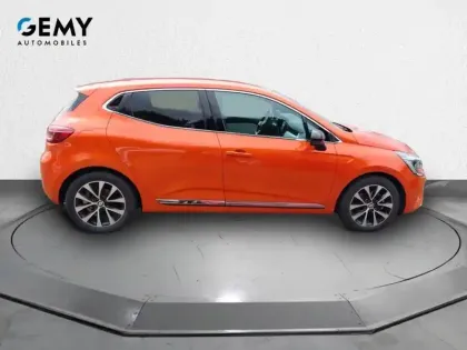 Photo 24 Renault Clio  E-Tech full hybrid 145