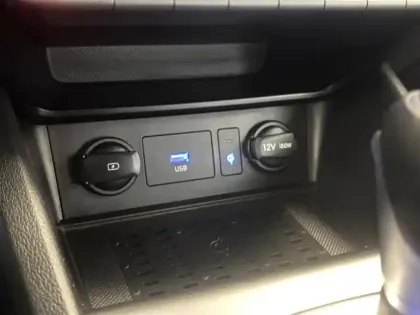 Photo 33 Hyundai Kona  Hybrid 141