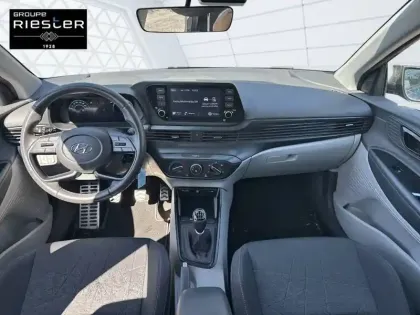 Photo 7 Hyundai Bayon  1.0 T-GDi 100 Hybrid 48V