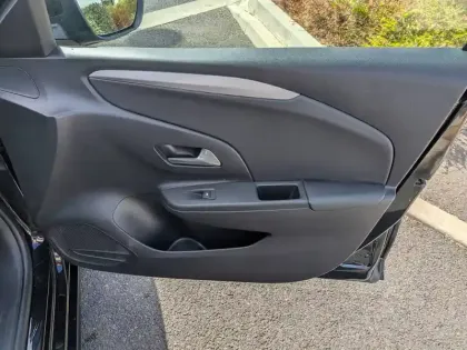 Photo 12 Opel Corsa  Electrique 136 ch & Batterie 50 kWh