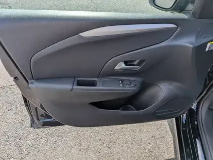 Photo 16 Opel Corsa  Electrique 136 ch & Batterie 50 kWh