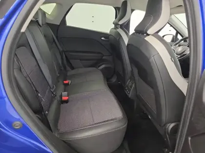Photo 59 Renault Captur  E-Tech full hybrid 145