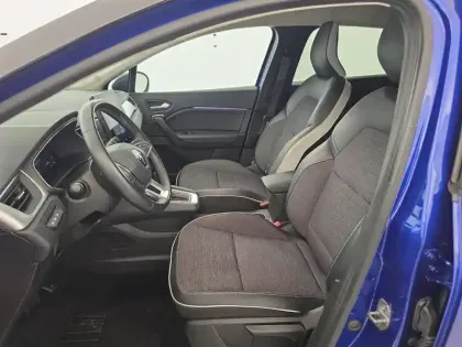 Photo 45 Renault Captur  E-Tech full hybrid 145