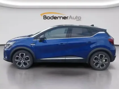 Photo 16 Renault Captur  E-Tech full hybrid 145