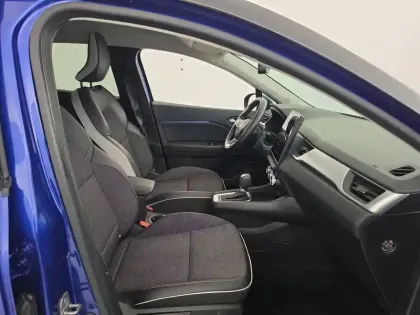 Photo 46 Renault Captur  E-Tech full hybrid 145