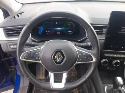 Photo 25 Renault Captur  E-Tech full hybrid 145