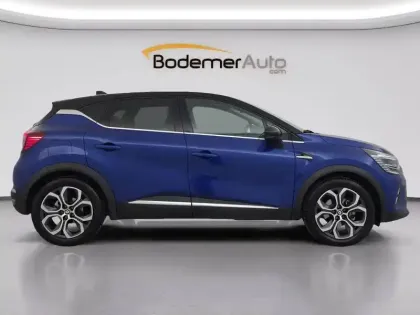 Photo 35 Renault Captur  E-Tech full hybrid 145