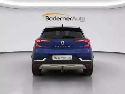 Photo 33 Renault Captur  E-Tech full hybrid 145
