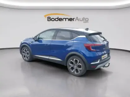Photo 17 Renault Captur  E-Tech full hybrid 145
