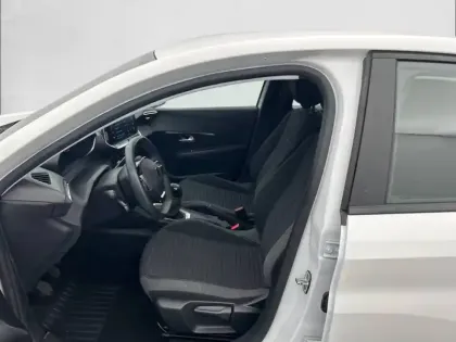 Photo 10 Peugeot 208  PureTech 75 S&S BVM5