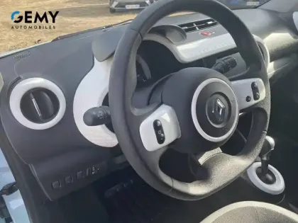 Photo 12 Renault Twingo  III E-Tech