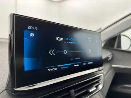 Photo 12 Peugeot 3008  Hybrid 225 e-EAT8