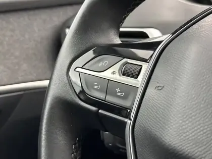Photo 10 Peugeot 3008  Hybrid 225 e-EAT8
