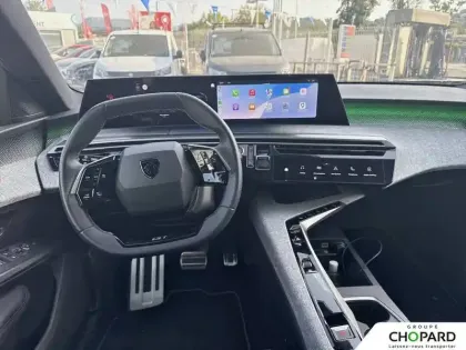 Photo 7 Peugeot 5008  Hybrid 145 ch e-DCS6