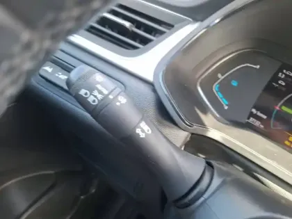 Photo 42 Renault Captur  E-Tech full hybrid 145