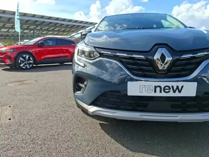 Photo 7 Renault Captur  E-Tech full hybrid 145