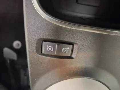 Photo 43 Renault Twingo  III E-Tech