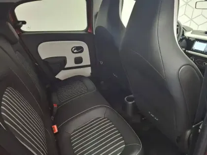 Photo 25 Renault Twingo  III E-Tech