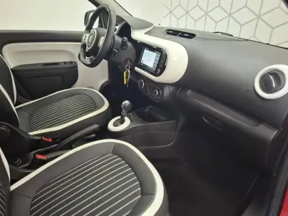 Photo 28 Renault Twingo  III E-Tech