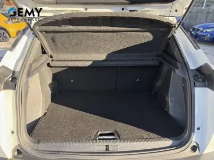Photo 5 Peugeot 2008  PureTech 130 S&S BVM6