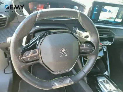 Photo 12 Peugeot 2008  PureTech 130 S&S EAT8
