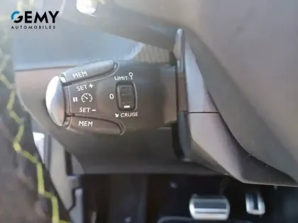 Photo 17 Peugeot 2008  PureTech 130 S&S EAT8