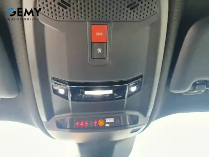 Photo 14 Peugeot 2008  PureTech 130 S&S EAT8