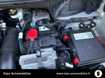 Photo 25 DS DS 7  Hybride Rechargeable E-Tense 300 EAT8 4x4
