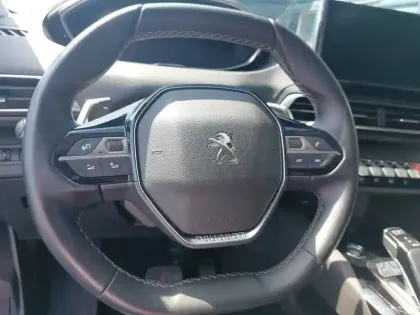 Photo 8 Peugeot 3008  Hybrid 225 e-EAT8