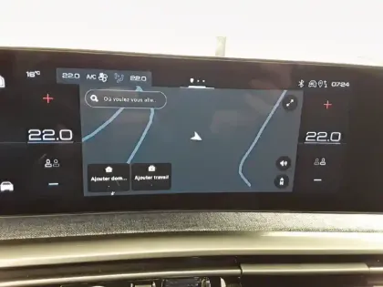 Photo 14 Peugeot 5008  Hybrid 136 e-DCS6