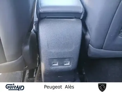 Photo 14 Peugeot 2008  BlueHDi 100 S&S BVM6