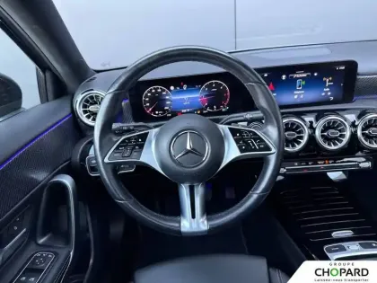 Photo 15 Mercedes Classe A  180 d 8G-DCT