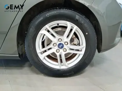 Photo 10 Ford Focus  1.0 EcoBoost 100 S&S