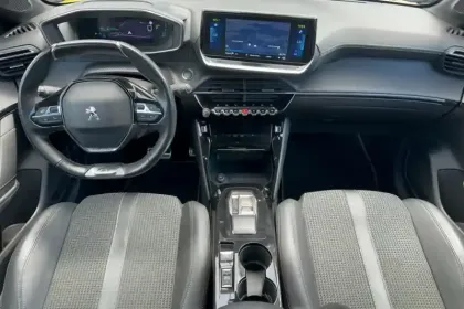 Photo 5 Peugeot 208  Electrique 50 kWh 136ch