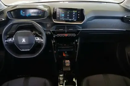 Photo 15 Peugeot 208  Electrique 50 kWh 136ch