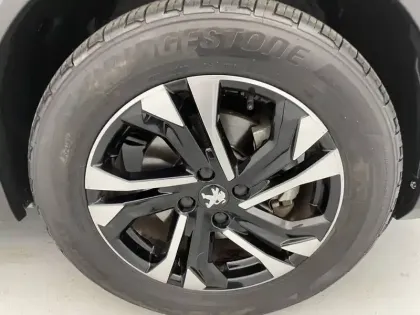 Photo 12 Peugeot 2008  Electrique 136 ch