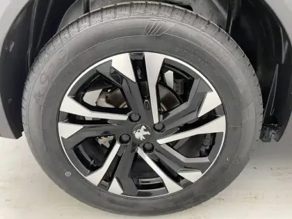 Photo 20 Peugeot 2008  Electrique 136 ch