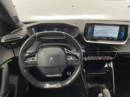 Photo 14 Peugeot 2008  Electrique 136 ch