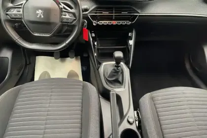 Photo 8 Peugeot 208  PureTech 100 S&S BVM6