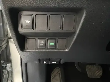 Photo 18 Nissan Qashqai  1.3 DIG-T 158 DCT